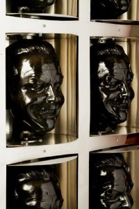 Oil- 196x34x130 cm - Stainless steel-fiberglass-interactive - Edition 1-3 (3)